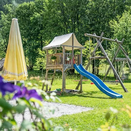 Bio Bauernhof Vorderoberlehen 4*